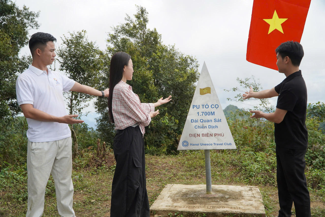 Đỉnh Pu Tó Cọ cao 1.700m so với mực nước biển (Ảnh: CTV).