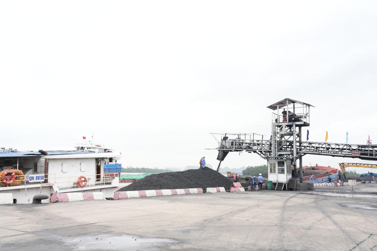 TKV: Sản xuất, tiêu thụ ổn định, quyết tâm hoàn thành kế hoạch năm 2026