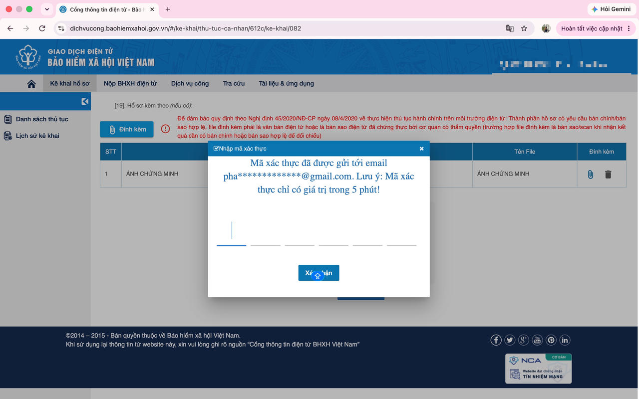 Nhập mã xác thực (được gửi về gmail cá nhân) và chọn xác nhận. Ảnh: Kim Ngân