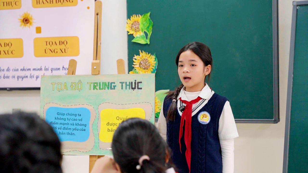 Với học sinh, môn học Giáo dục công dân có khả năng tạo ra văn hóa thượng tôn pháp luật được hình thành qua hiểu biết, niềm tin và việc tự giác thực hiện pháp luật. (Ảnh minh họa)