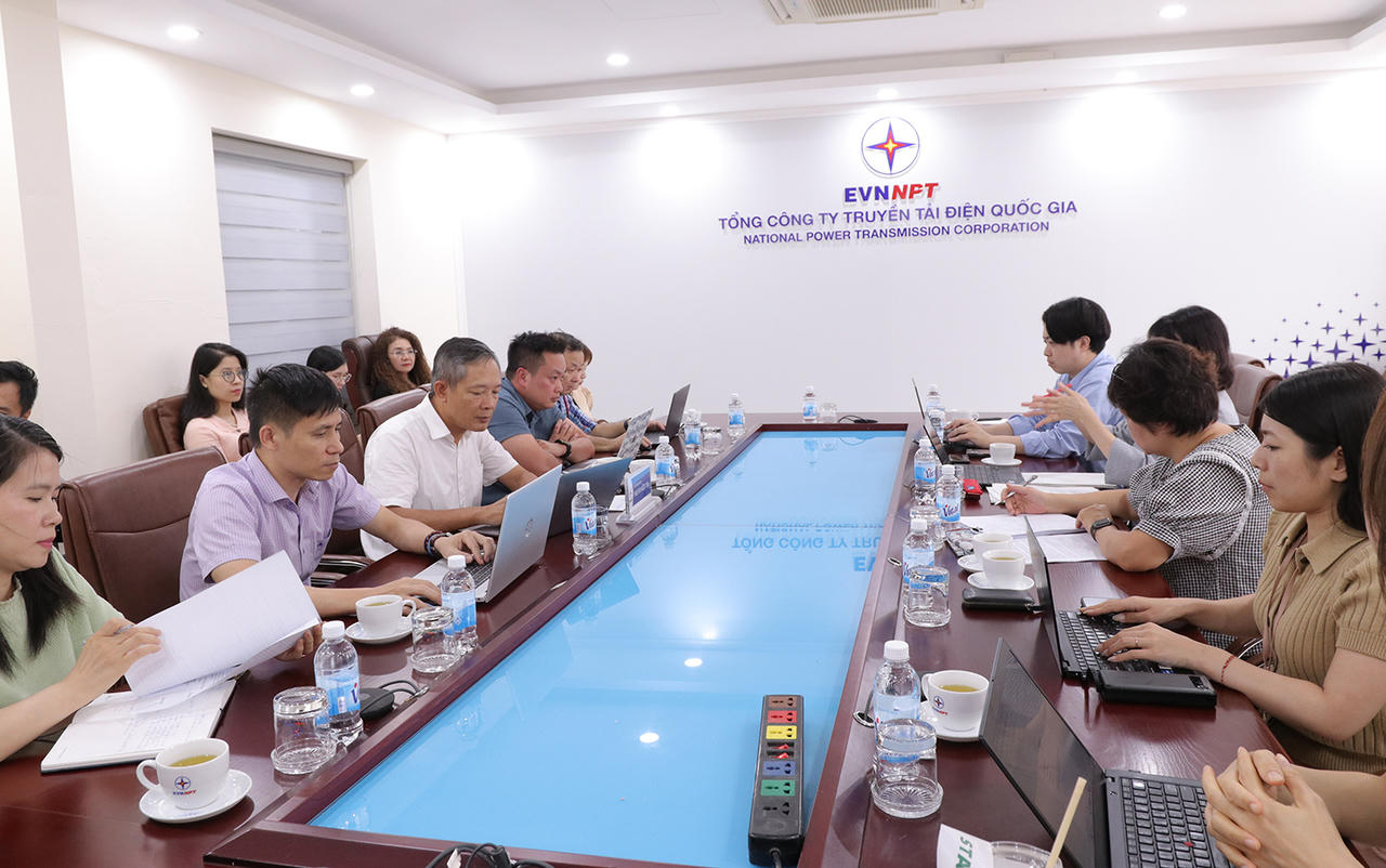 EVNNPT và JICA trao đổi khả năng thu xếp vốn cho các dự án truyền tải điện
