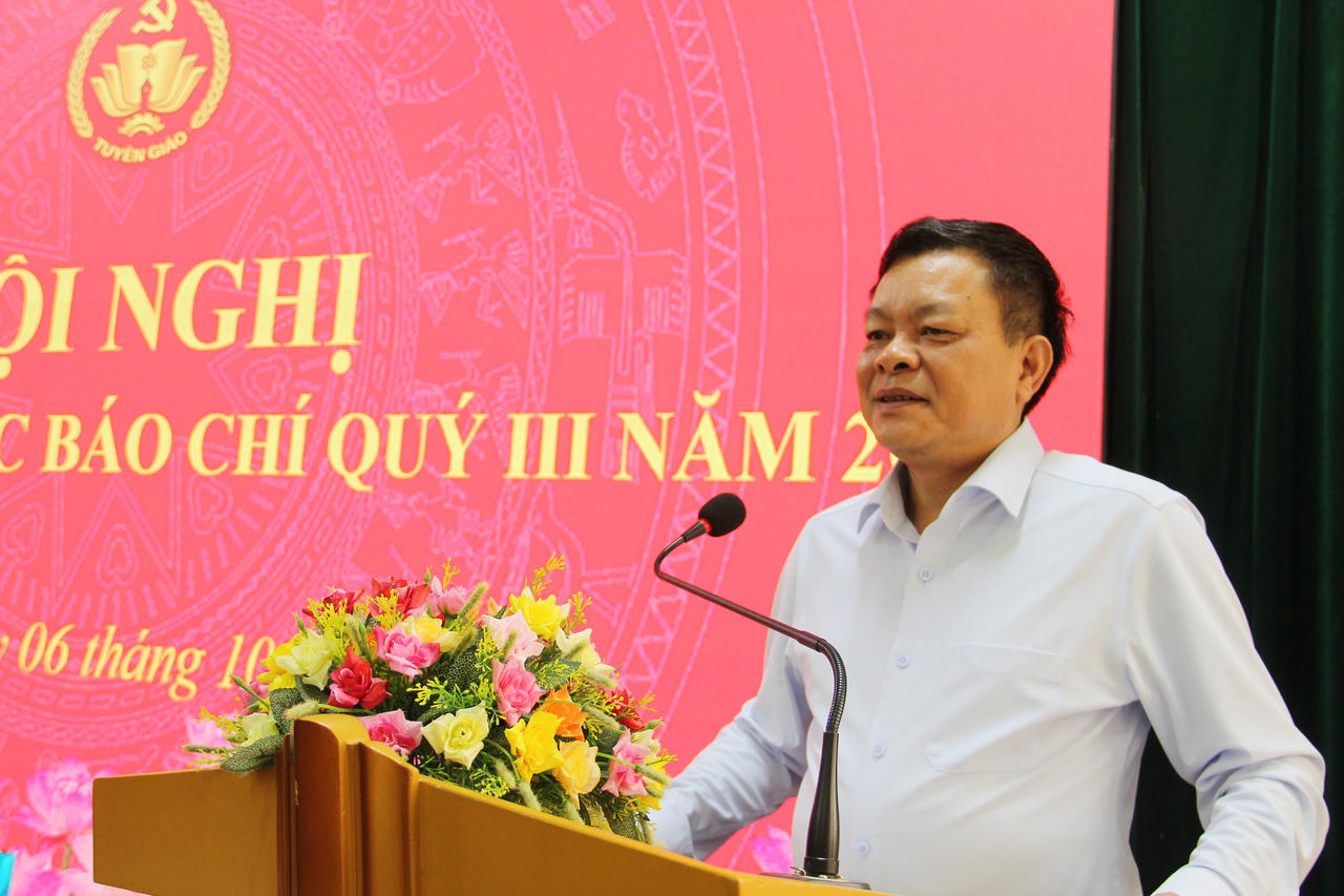 Trưởng Ban Tuyên giáo Tỉnh ủy Lạng Sơn Nguyễn Quốc Khánh phát biểu tổng hợp các ý kiến thảo luận và kết luận Hội nghị giao ban. Ảnh: Minh Hữu