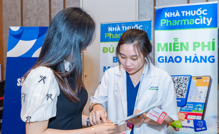 Khu trưng bày của Pharmacity tại Đại hội Tim mạch toàn quốc thu hút đông đảo chuyên gia, bác sĩ. Ảnh: Pharmacity