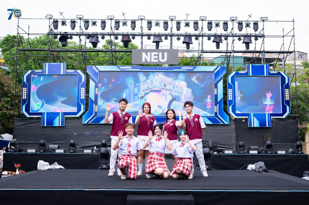 Đêm nhạc bùng nổ NEU Concert 2026: Dấu mốc chói lọi trong chuỗi hoạt động kỷ niệm 70 thành lập Đại học Kinh tế Quốc dân