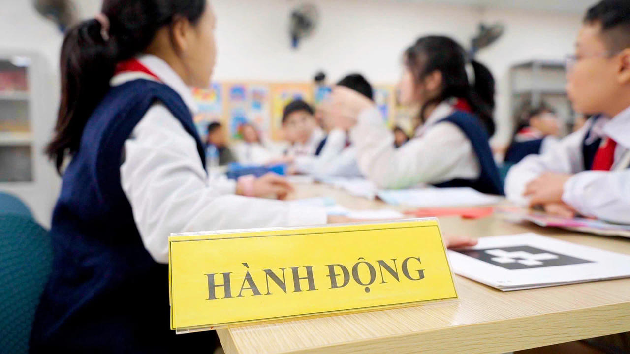 Đưa Giáo dục công dân trở thành môn học bắt buộc xuyên suốt đến hết trung học phổ thông là đề xuất nhằm bảo đảm nền tảng công dân chung cho mọi học sinh (Ảnh minh họa)