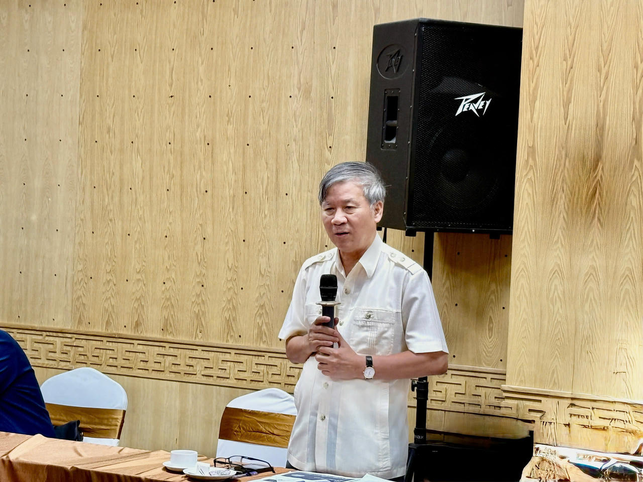 Tăng cường kiểm soát thuốc lá để thu hẹp khoảng cách giữa 'sống lâu' và 'sống khỏe'