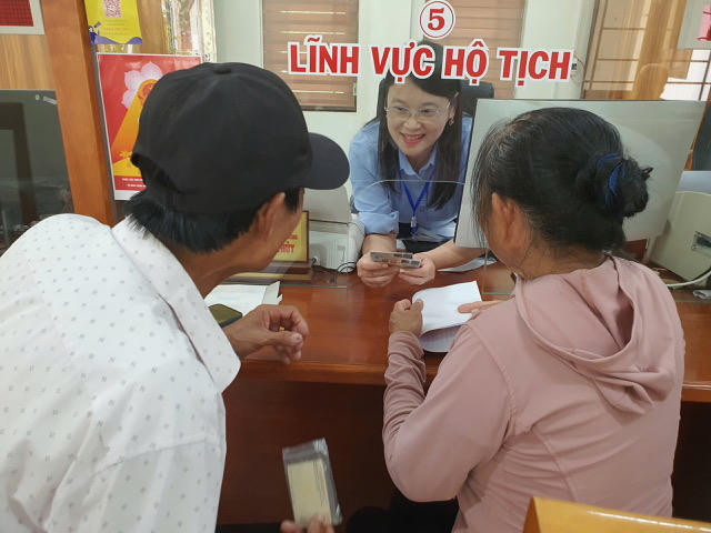 Gỡ vướng cơ chế để Tổ công nghệ số cộng đồng phát huy hiệu quả - Bài 2: Khi “hạt nhân” công nghệ số "bám rễ" bản làng