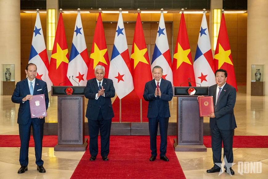 Việt Nam - Panama: Dư địa hợp tác còn rất lớn, nhất là về thương mại, đầu tư và dịch vụ
Việt Nam - Panama: Dư địa hợp tác còn rất lớn, nhất là về thương mại, đầu tư và dịch vụ