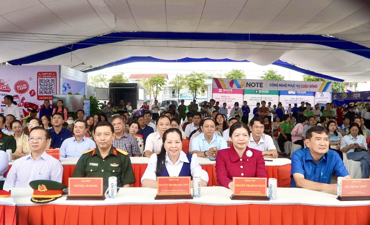 An Giang: Phường Rạch Giá đẩy mạnh chuyển đổi số, xây dựng nền tảng dữ liệu phục vụ người dân