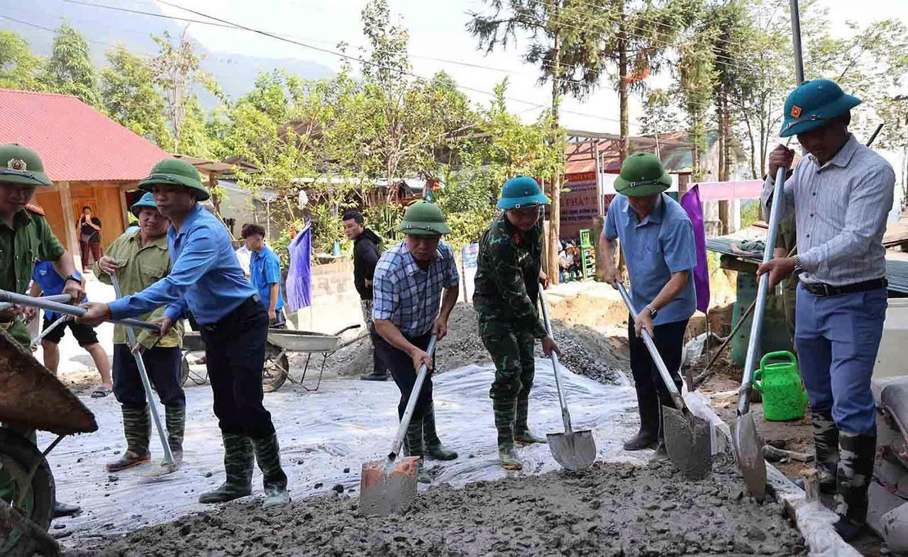 Xã Mường Hum tổ chức Lễ phát động làm đường giao thông nông thôn lần 2 năm 2026 (Ảnh: UBND xã Mường Hum).