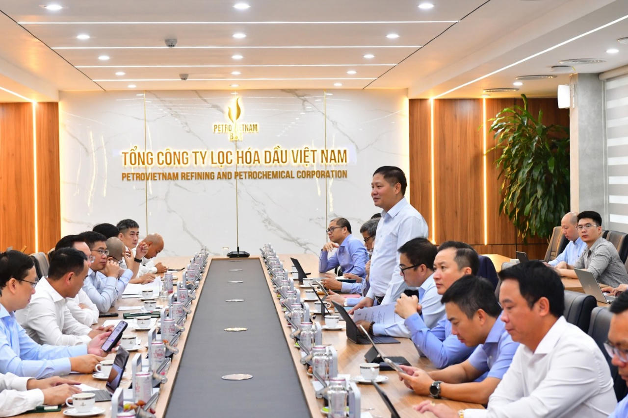 Chủ tịch HĐQT BSR Bùi Ngọc Dương đề nghị BSR và PV GAS tiếp tục mở rộng hợp tác trên cơ sở những kết quả đã đạt được, đồng thời bổ sung các nội dung mới nhằm phát huy thế mạnh của mỗi bên.