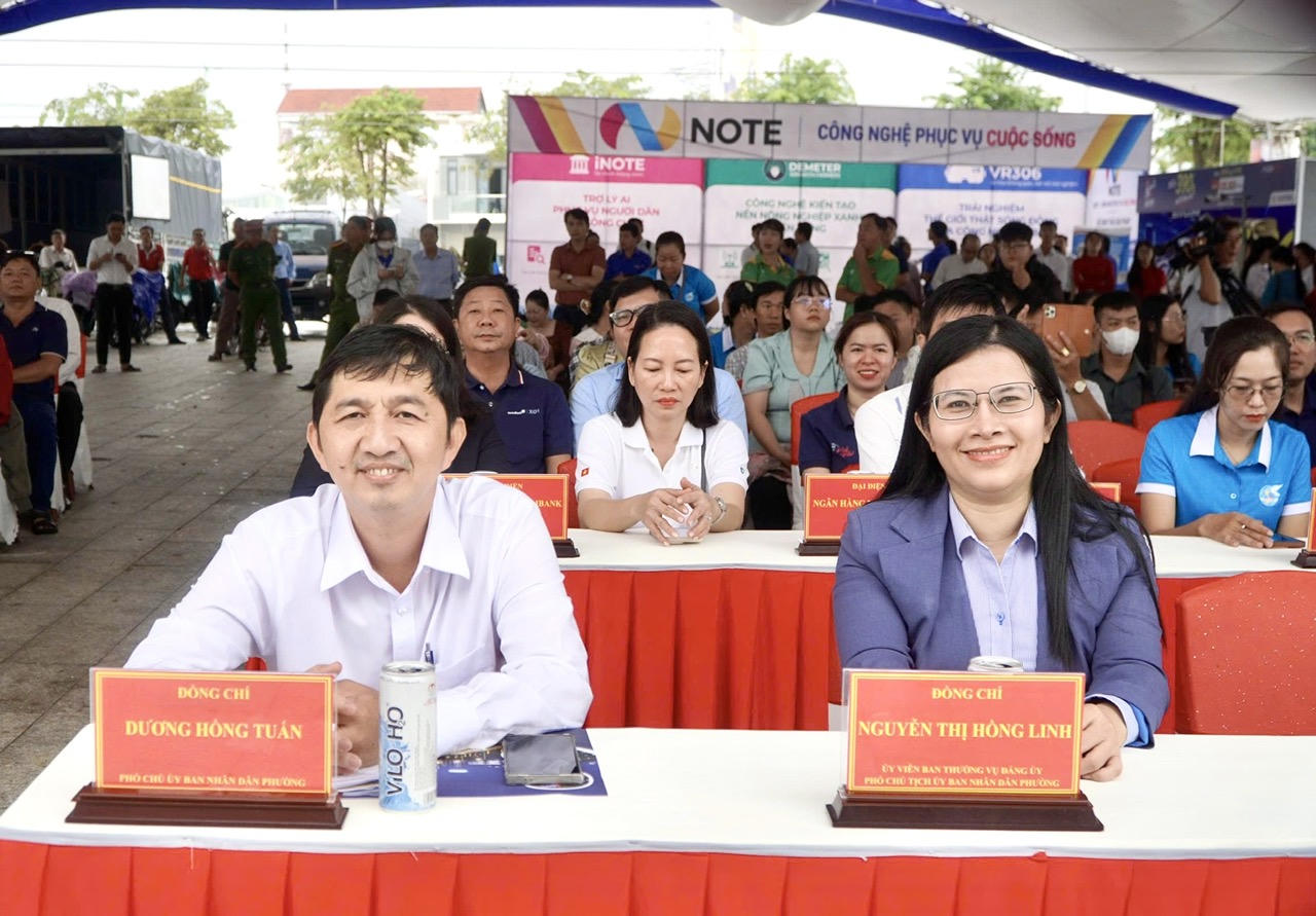 An Giang: Phường Rạch Giá đẩy mạnh chuyển đổi số, xây dựng nền tảng dữ liệu phục vụ người dân