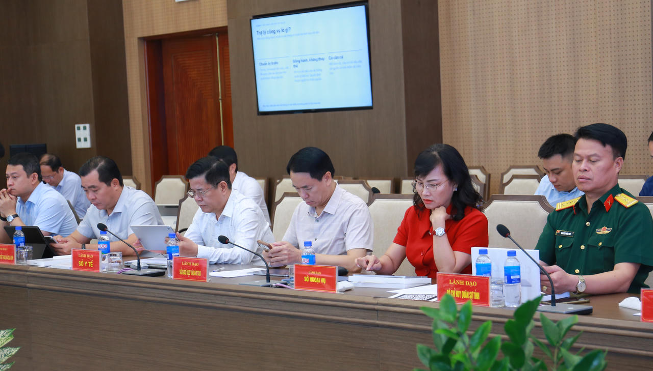 Trợ lý ảo trí tuệ nhân tạo sẽ giúp lãnh đạo tỉnh Lào Cai kiểm soát chặt chẽ tiến độ công việc