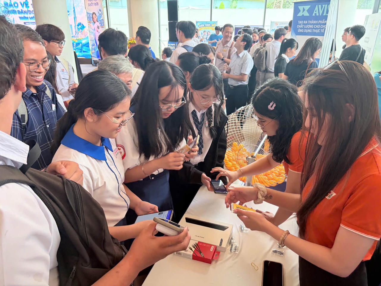 Ngày hội Công dân số TP HCM năm 2026 lan tỏa tinh thần tự học và làm chủ công nghệ