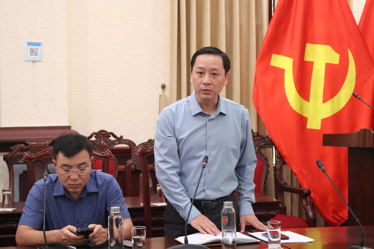 Cục trưởng Cục KH-TC Phan Anh Tuấn phát biểu