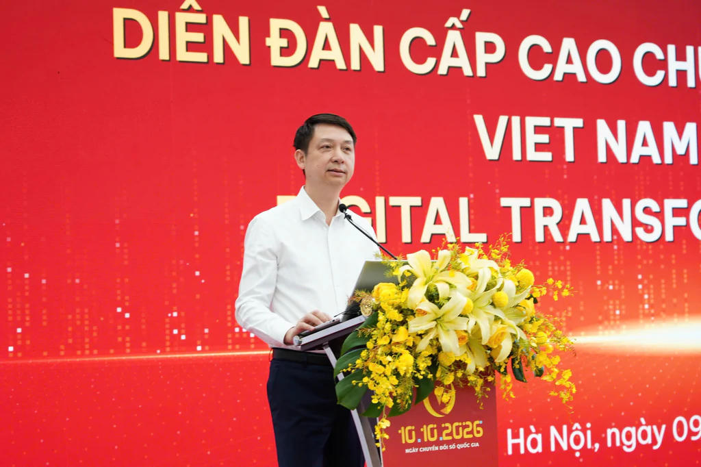 Ông Trần Duy Ninh, Cục trưởng Cục Chuyển đổi số quốc gia phát biểu tại Diễn đàn. (Ảnh: MST)