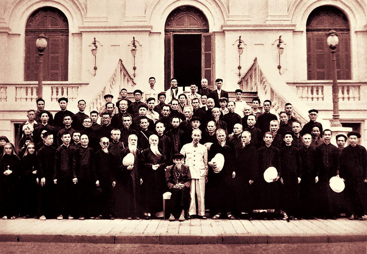 Tôn giáo và pháp luật về tín ngưỡng, tôn giáo: Nơi đức tin gặp gỡ lòng yêu nước, tinh thần đoàn kết dân tộc - Bài 1: Tôn giáo đồng hành cùng dân tộc

