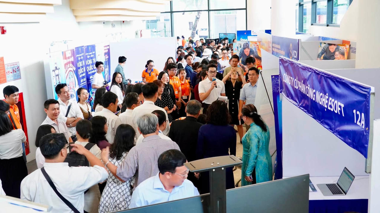 Ngày hội Công dân số TP HCM năm 2026 lan tỏa tinh thần tự học và làm chủ công nghệ