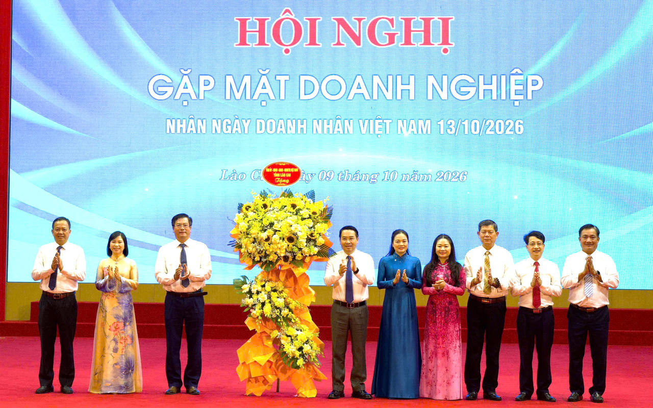 Lào Cai cam kết đồng hành, tháo gỡ khó khăn cho doanh nghiệp