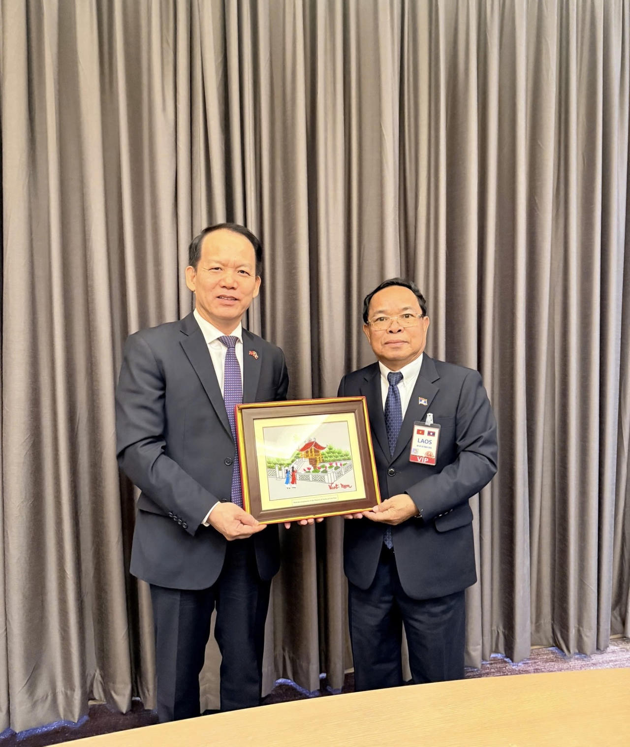 Bộ trưởng Tư pháp Việt Nam và Lào thống nhất những định hướng lớn thúc đẩy hợp tác pháp luật và tư pháp giữa hai nước trong thời gian tới