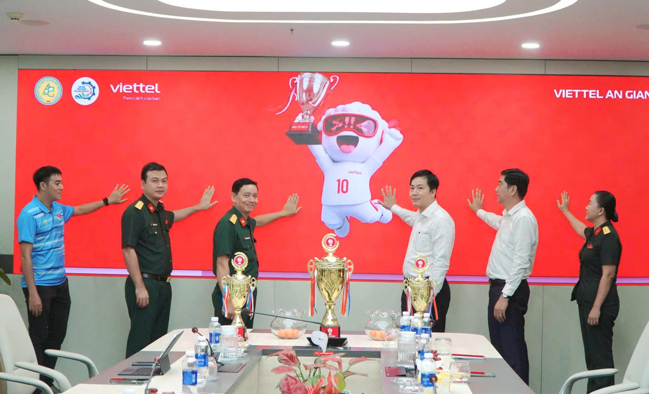 Ra mắt Giải bóng đá sinh viên VIETTEL TAMMI CUP 2026