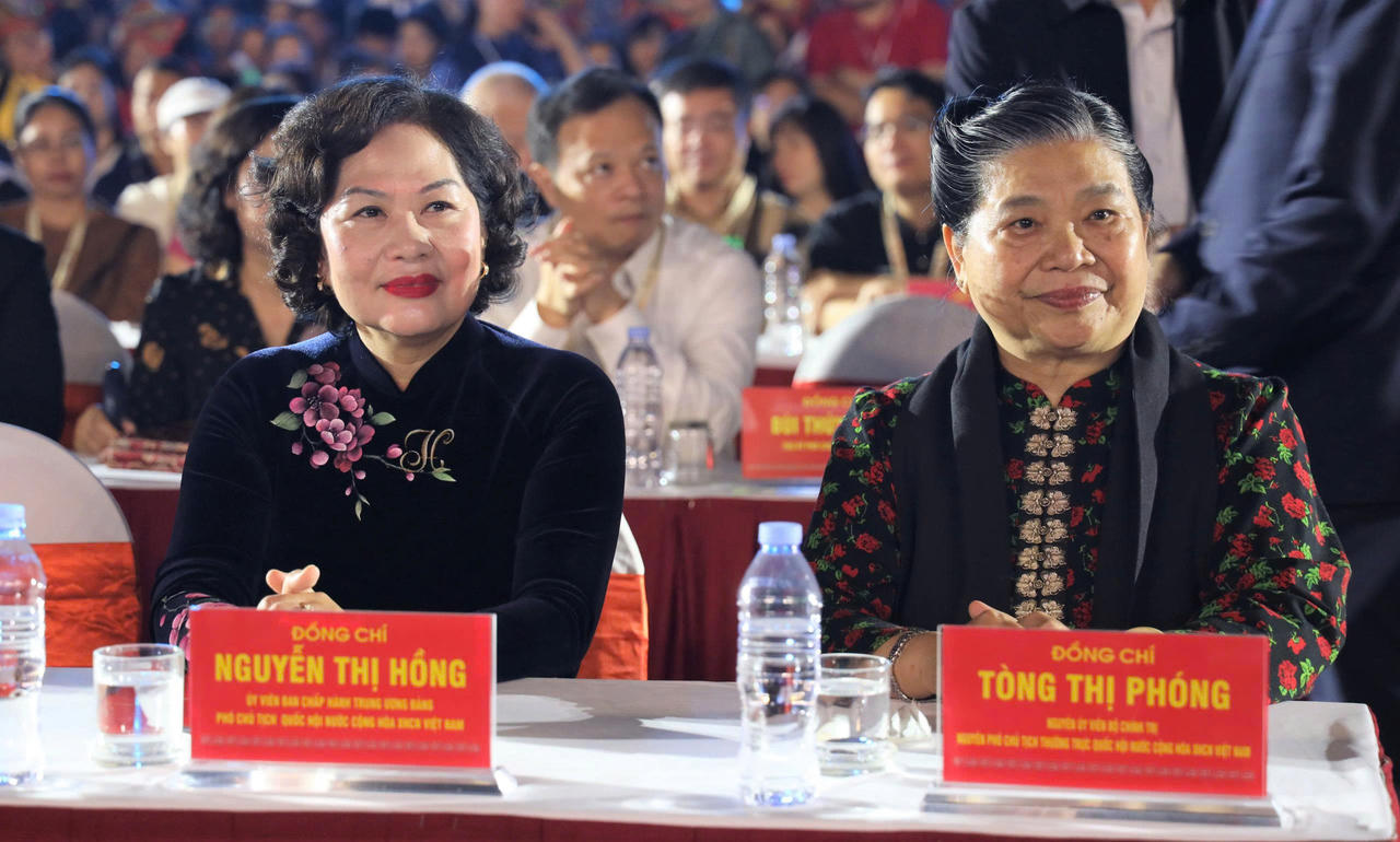 Các đại biểu tham dự lễ khai mạc (Ảnh: PV).