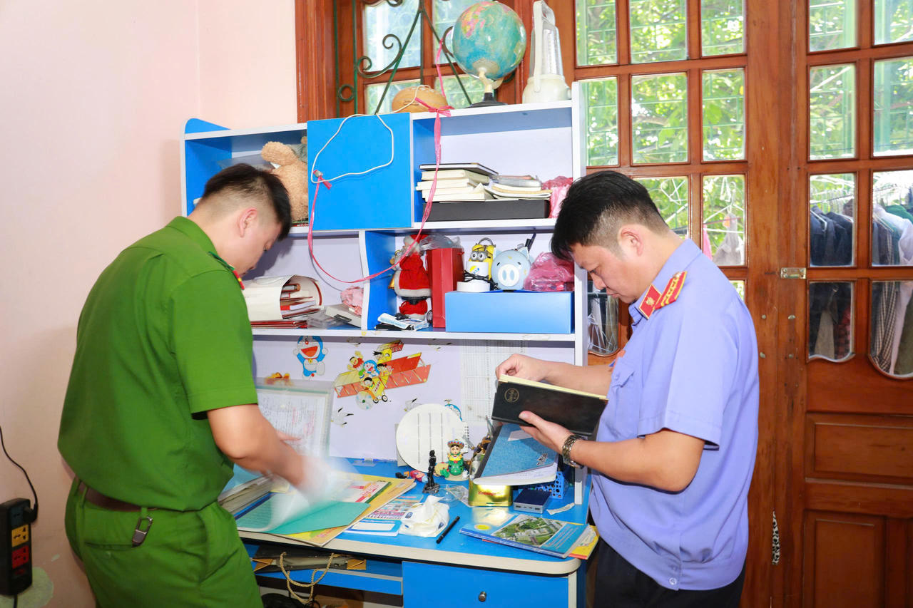 Lập khống 111 hồ sơ chiếm đoạt hơn 30 tỷ đồng, nguyên Kế toán Ban Quản lý dự án huyện Bát Xát bị bắt