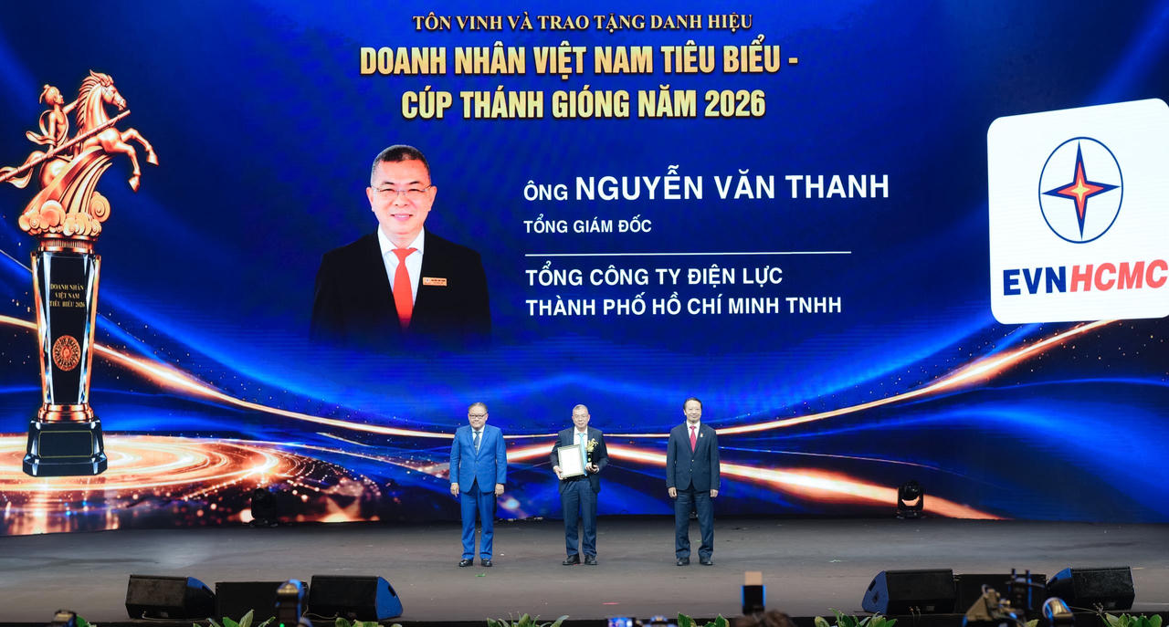 Tổng giám đốc EVNHCMC Nguyễn Văn Thanh là 01 trong 100 Doanh nhân Việt Nam nhận danh hiệu “Doanh nhân Việt Nam tiêu biểu - Cúp Thánh Gióng” năm 2026.
