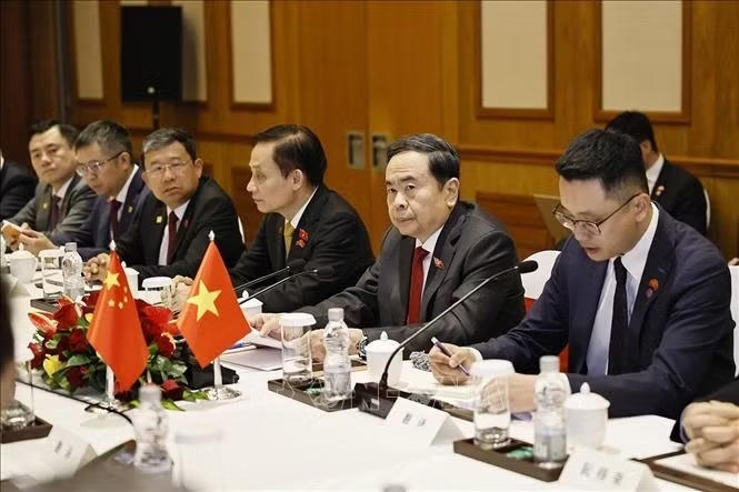 Chủ tịch Quốc hội Trần Thanh Mẫn tiếp các nhân sĩ hữu nghị Trung Quốc. Ảnh: Doãn Tấn/TTXVN