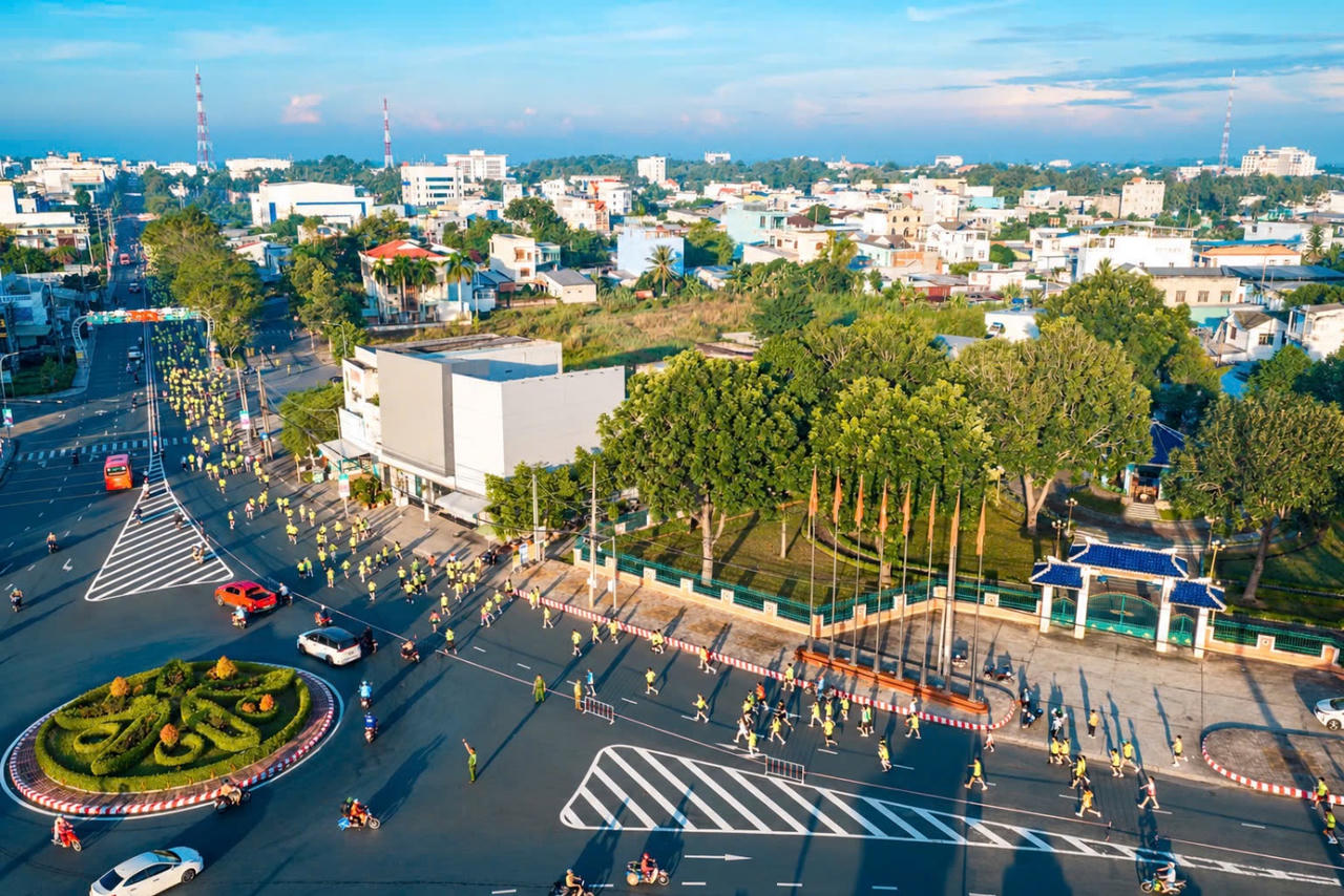Một trong những điểm nhấn của VPBank Đất Sen Hồng Music Marathon 2026 là hành trình kết hợp giữa thử thách thể lực và khám phá cảnh sắc, văn hóa địa phương