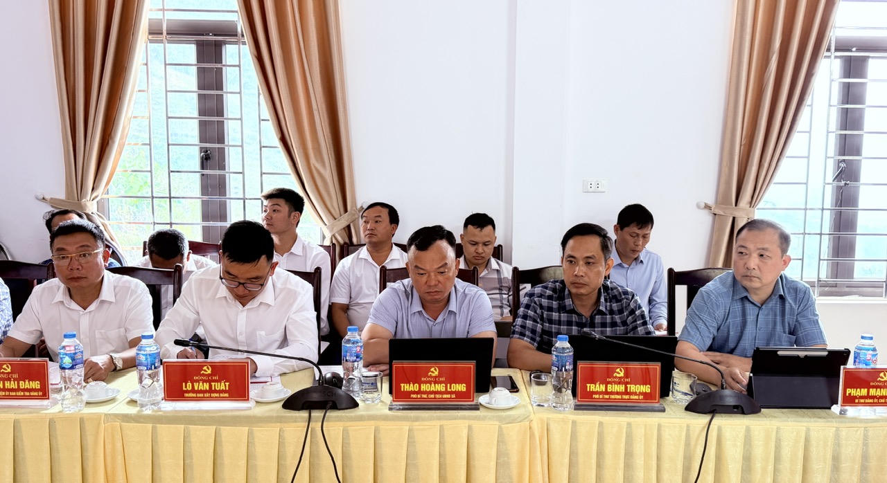 Phó Bí thư Tỉnh ủy Lào Cai chỉ đạo tháo gỡ khó khăn tại xã Tà Xi Láng