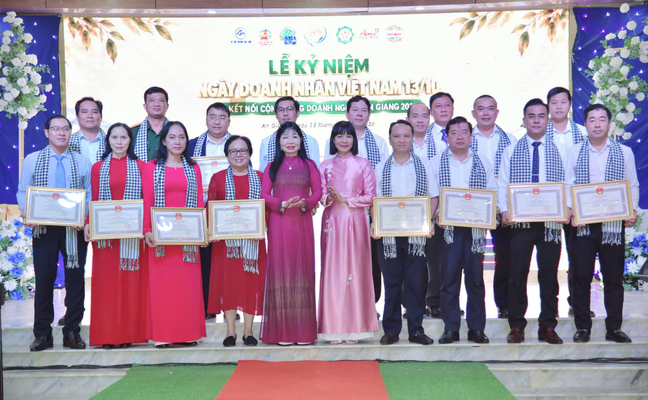 An Giang: Tôn vinh doanh nhân, tăng cường kết nối cộng đồng doanh nghiệp