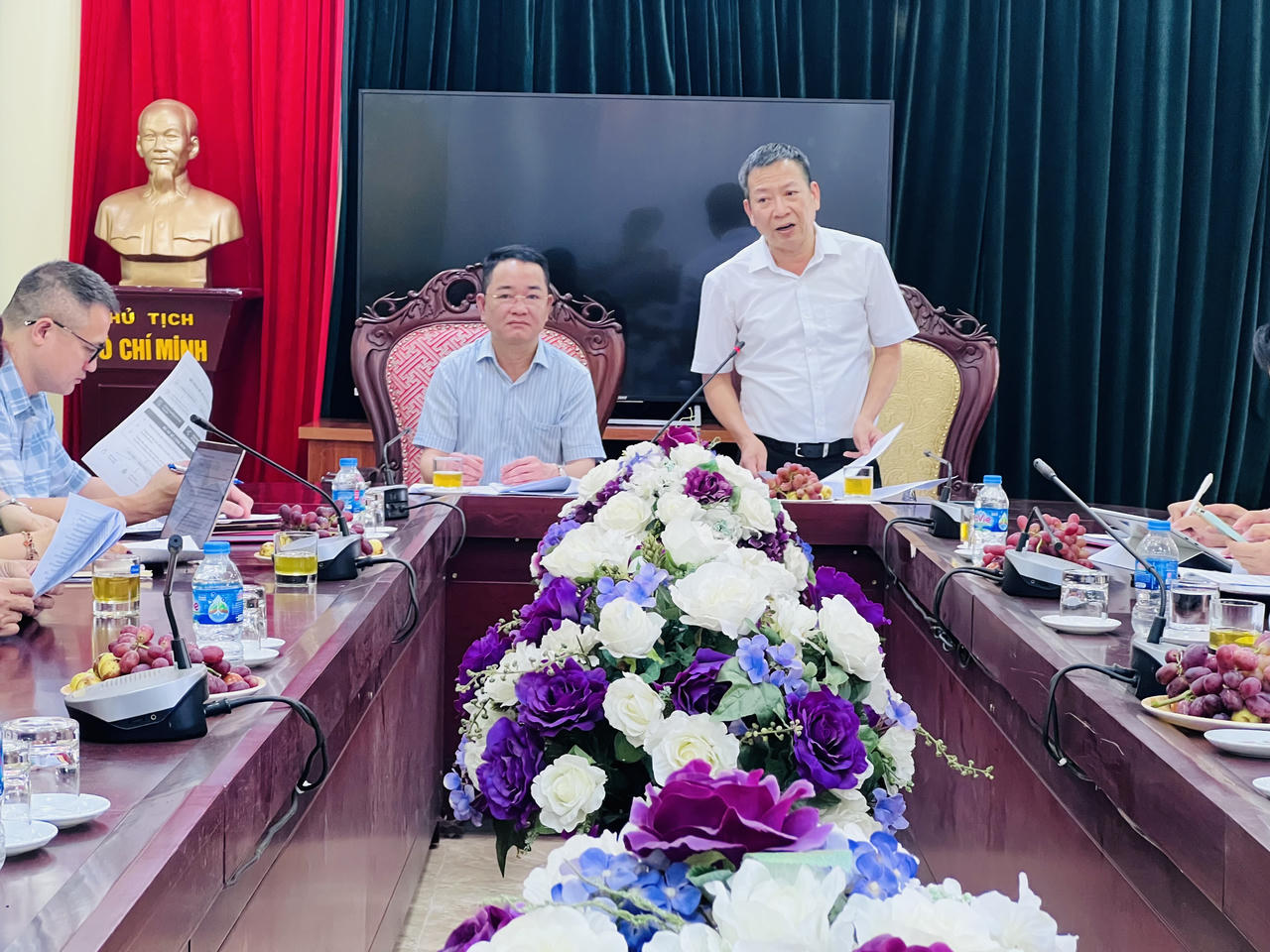 Giám đốc Sở Tư pháp tỉnh Hưng Yên, Trần Hữu Nam phát biểu tại Hội nghị. (Ảnh Huy Nguyễn)