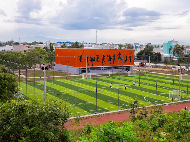 iSchool Ninh Thuận sở hữu hệ thống cơ sở vật chất hiện đại, được đầu tư trang bị đồng bộ trên khuôn viên 43000m2