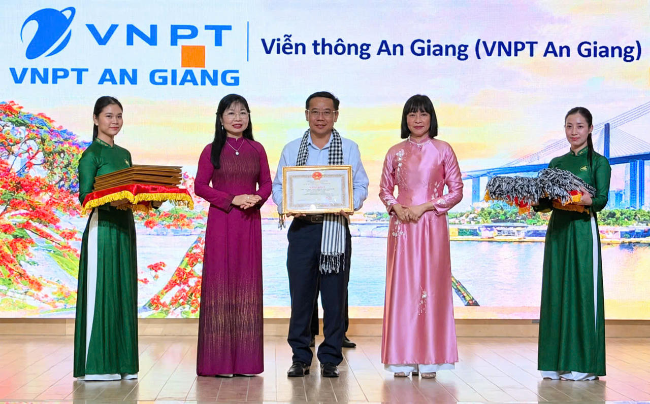 An Giang: Tôn vinh doanh nhân, tăng cường kết nối cộng đồng doanh nghiệp