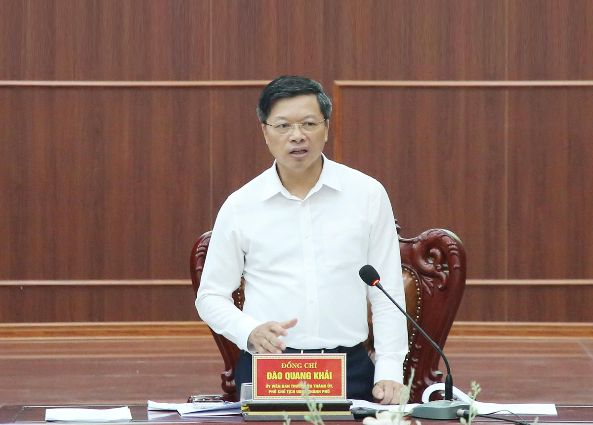 Phó Chủ tịch UBND TP Bắc Ninh tại hội nghị. (Ảnh Cổng TTĐT Bắc Ninh)