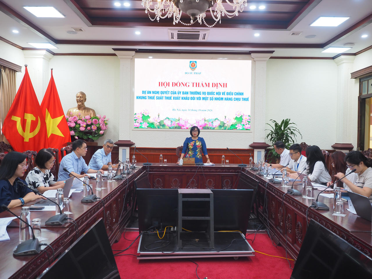 Điều chỉnh khung thuế suất thuế xuất khẩu, tạo thuận lợi cho sản xuất, kinh doanh