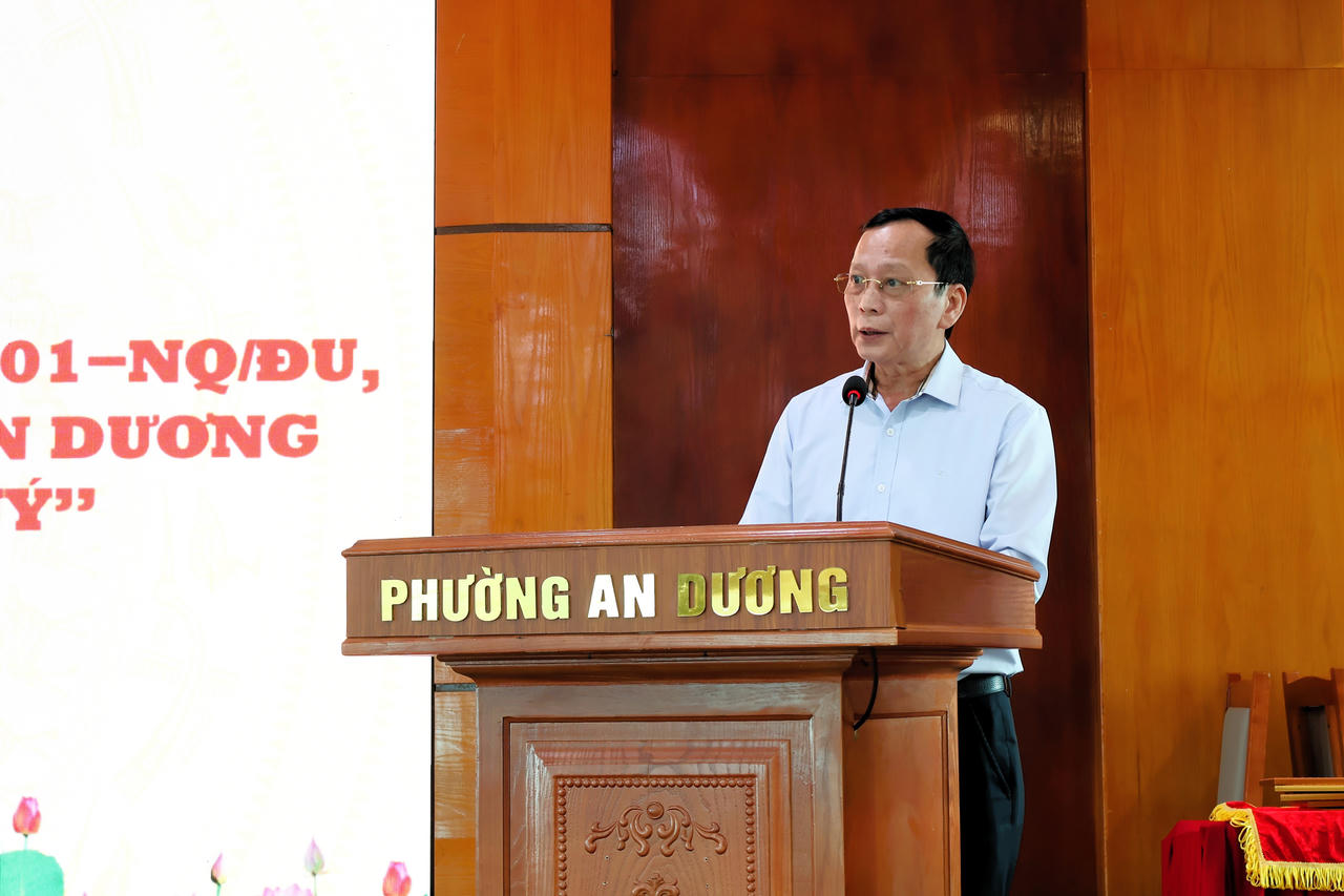 Ông Vũ Đức Thụy, Phó Bí thư Thường trực Đảng ủy phường phát biểu chỉ đạo. (Ảnh Cổng TTĐT Hải Phòng)