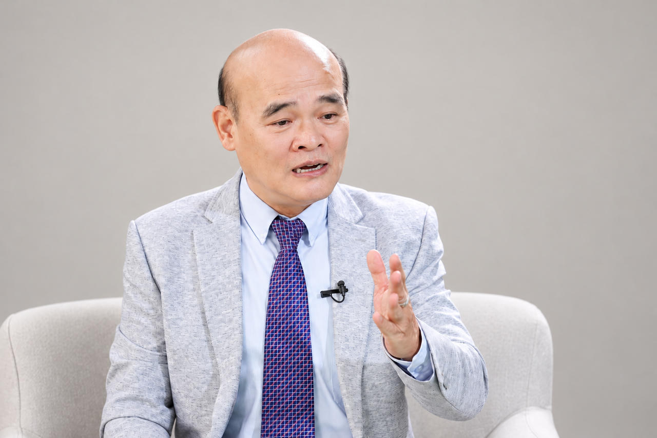 TS. Nguyễn Huy Quang: Đến lúc xây dựng lộ trình cụ thể để tiến tới môi trường 100% không khói thuốc