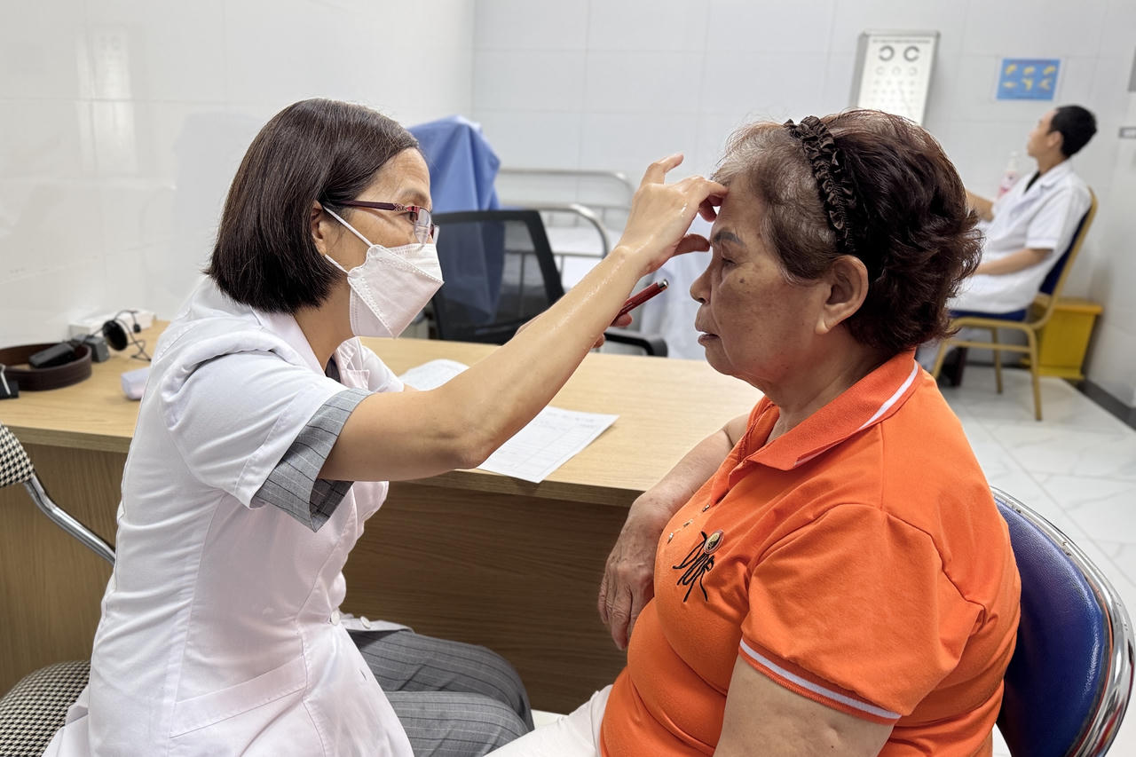 Phường Tây Hồ (Hà Nội): Xây dựng thói quen chăm sóc sức khỏe chủ động cho người cao tuổi