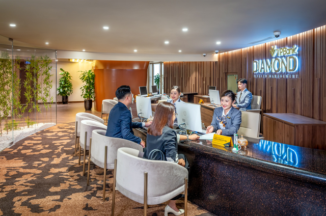 VPBank Diamond hướng tới vai trò người đồng hành lâu dài cùng khách hàng ưu tiên