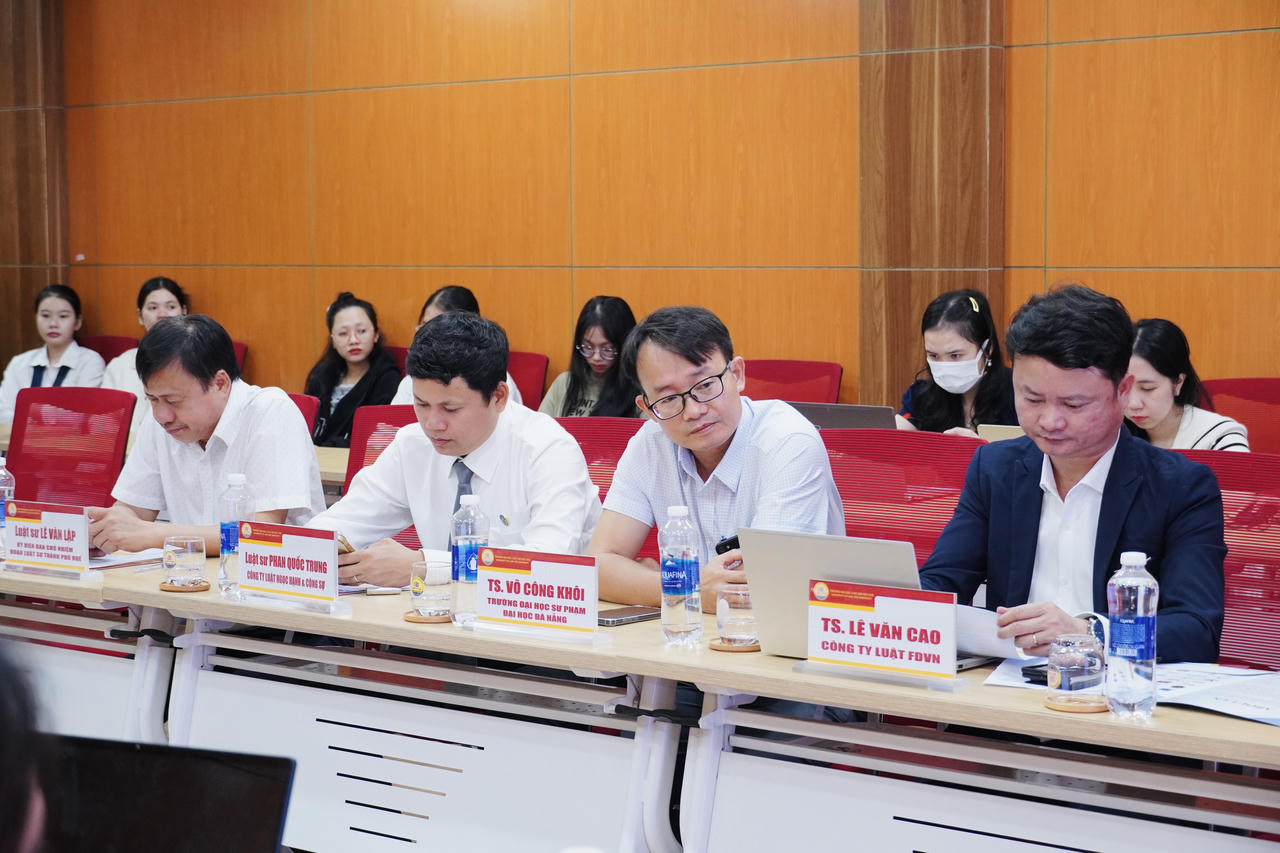 Hội thảo về phân định thẩm quyền gắn với kiểm soát quyền lực trong mô hình chính quyền địa phương hai cấp 
