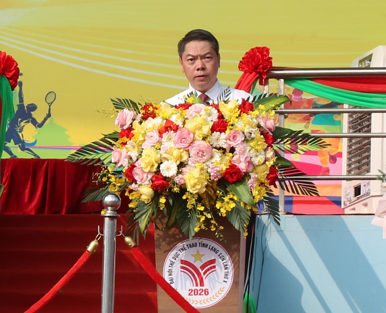 Ông Đoàn Thanh Sơn - Phó Chủ tịch UBND tỉnh Lạng Sơn phát biểu khai mạc Đại hội. Ảnh: Minh Hữu