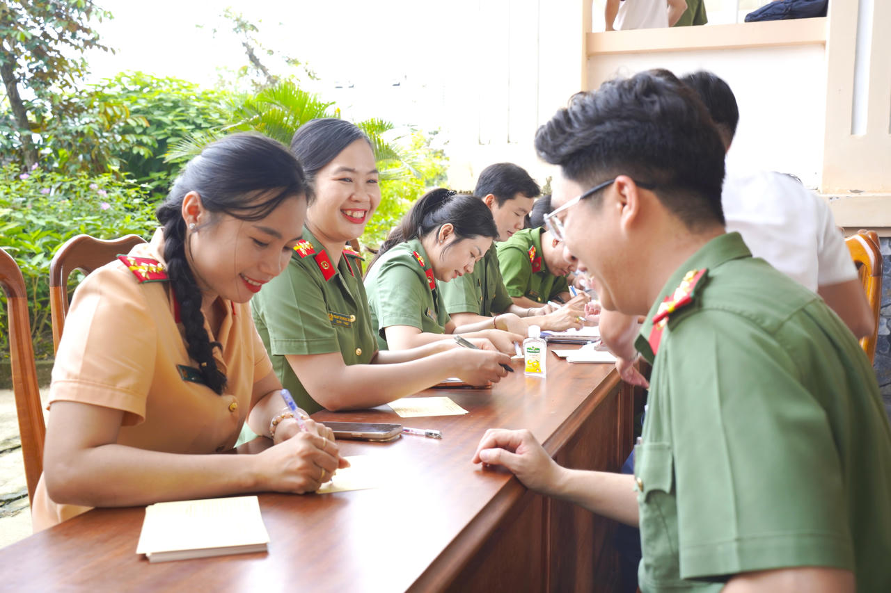 Lan tỏa nghĩa tình qua phong trào hiến máu tình nguyện của chiến sĩ công an Cà Mau