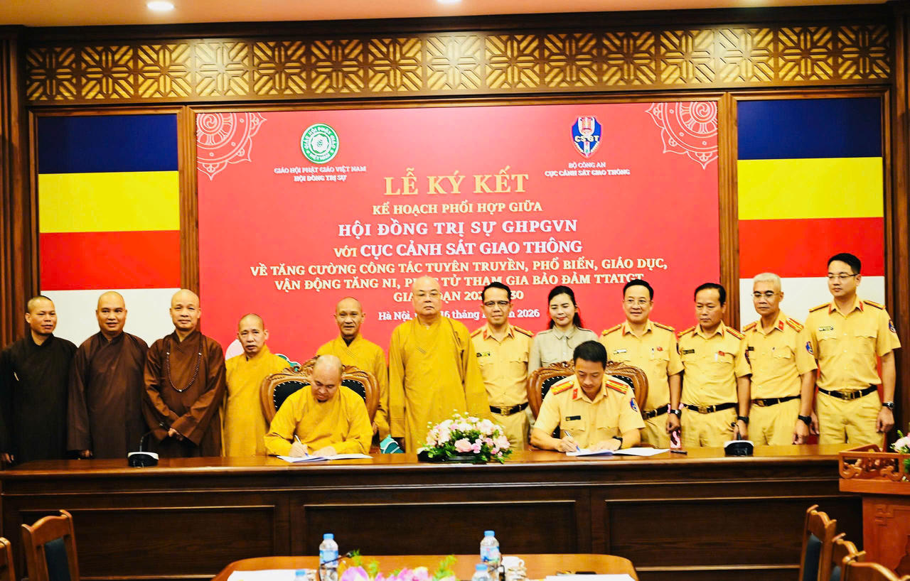 Tại hội nghị, Cục Cảnh sát giao thông và Giáo hội Phật giáo Việt Nam đã ký kết kế hoạch phối hợp giai đoạn 2026 - 2030 (Ảnh: GHPGVN).