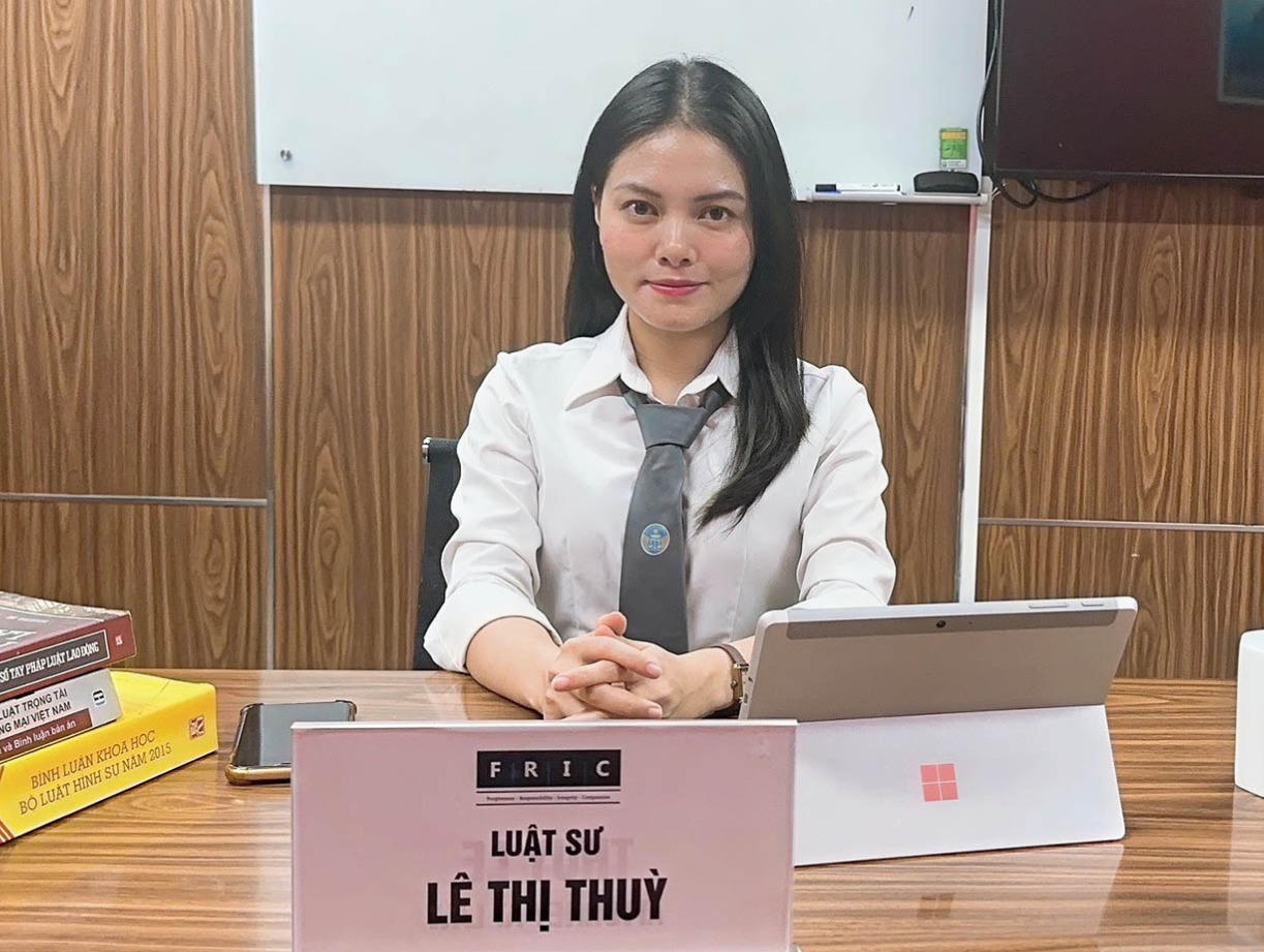 Người dân có quyền từ chối thực hiện thủ tục hành chính không đúng quy định không?