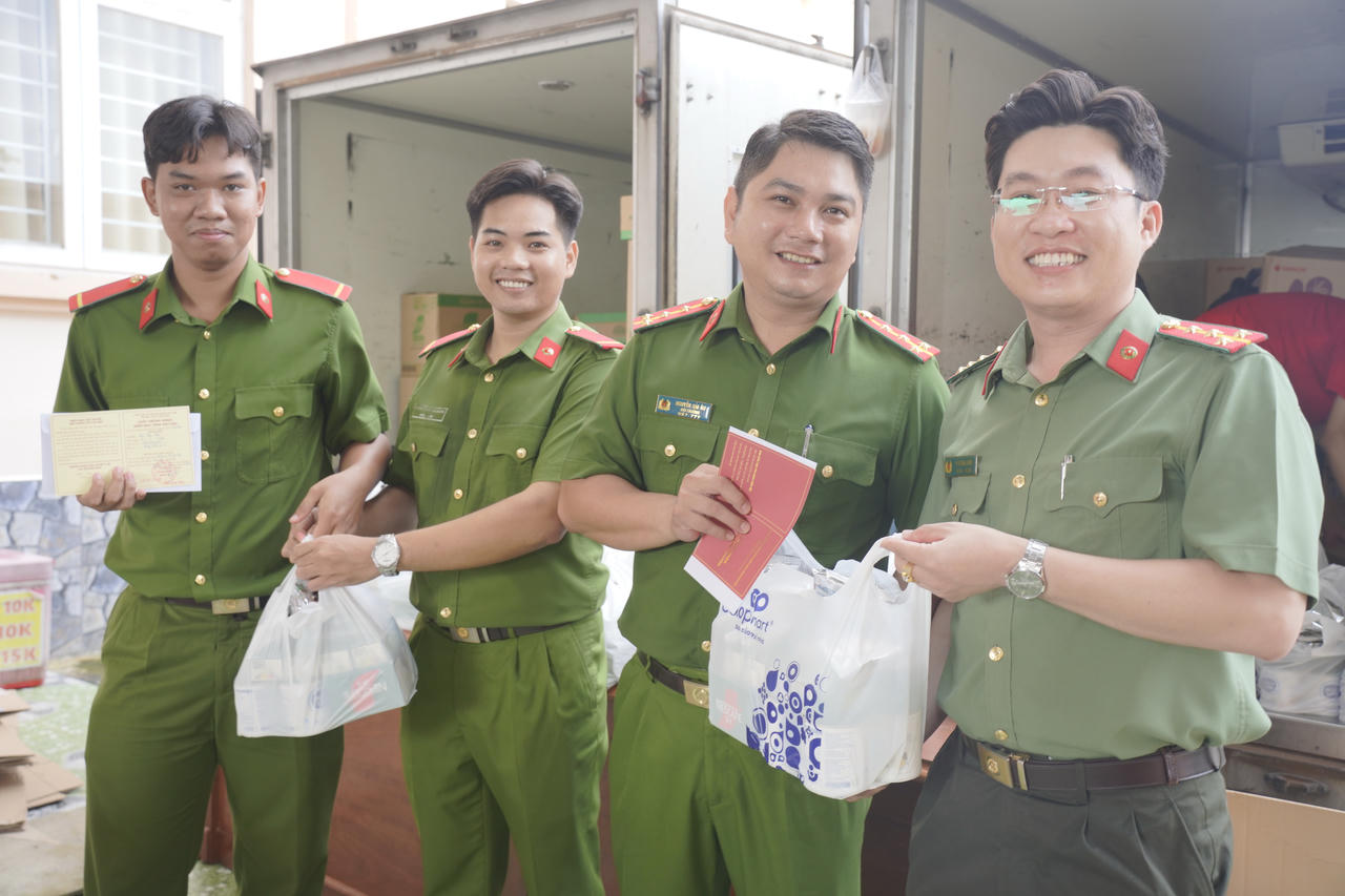 Lan tỏa nghĩa tình qua phong trào hiến máu tình nguyện của chiến sĩ công an Cà Mau