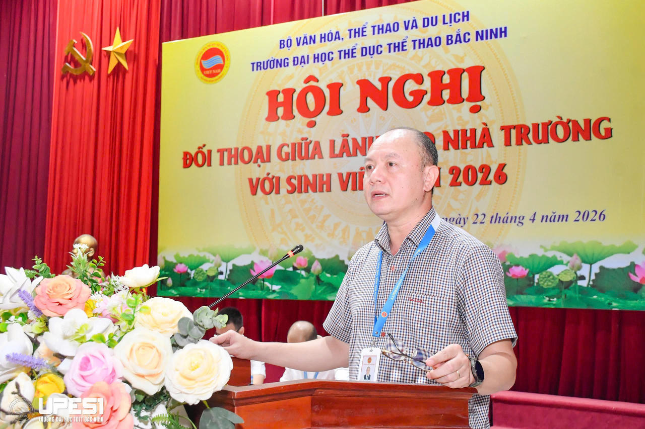 NGƯT.PGS.TS Nguyễn Văn Phúc phát biểu tại Hội nghị.