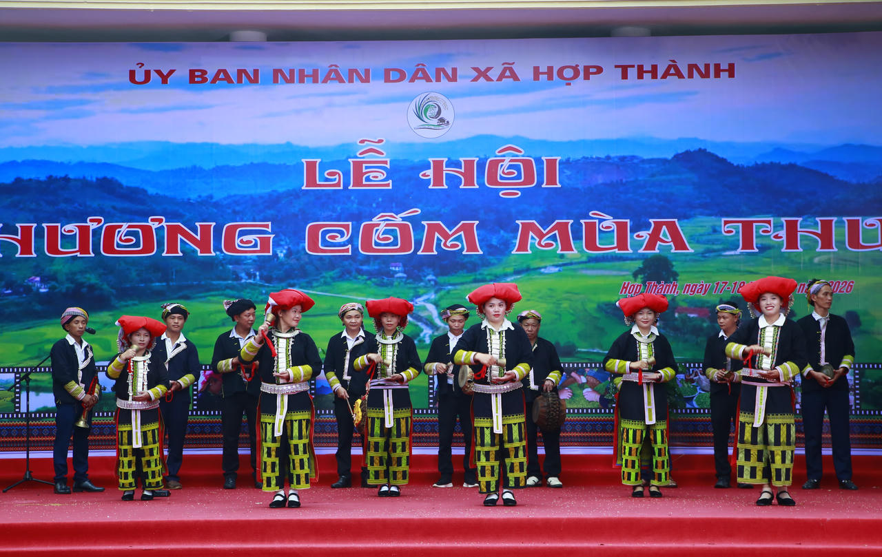 Lễ hội Cốm Hợp Thành: Gìn giữ hương vị truyền thống, nâng tầm nông sản địa phương