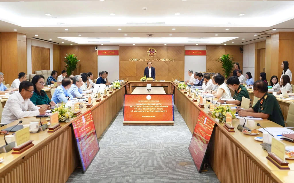 12 công trình được đề nghị xét tặng Giải thưởng Hồ Chí Minh, Giải thưởng Nhà nước về KH&CN